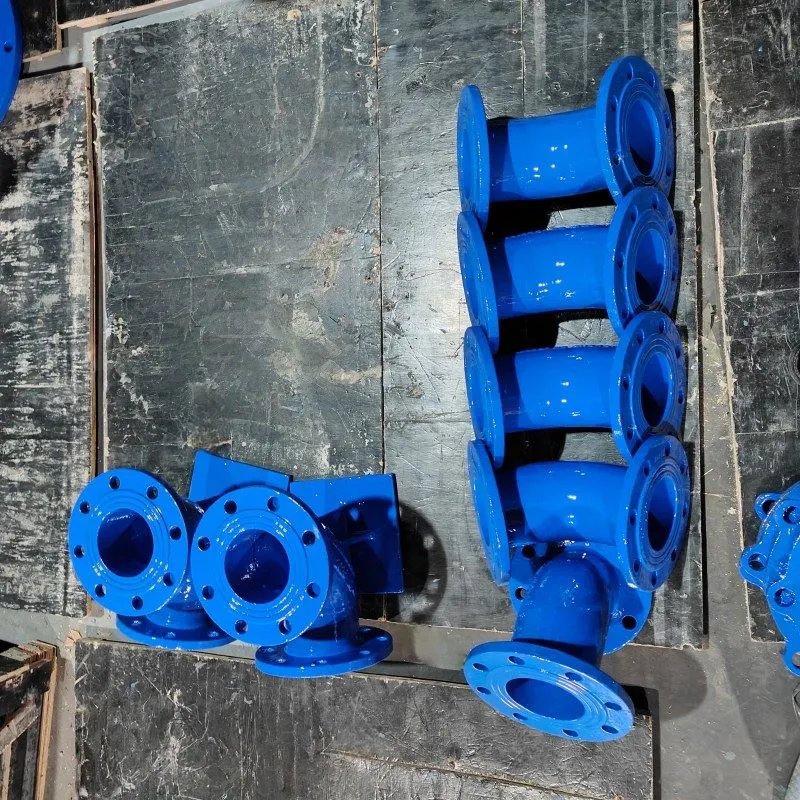 Dupla-karimás könyök DN100 45 fok